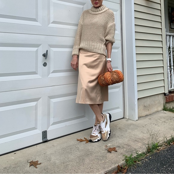 Free people very stylish sweater - Picture 1 of 3